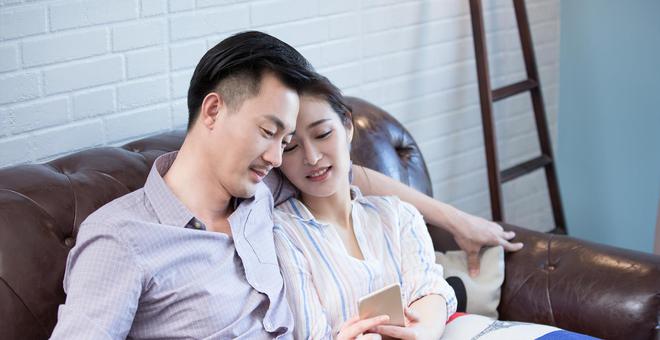 亲戚来旅游住我家13天花16000临走留下一个塑料袋里面装3万(图5)