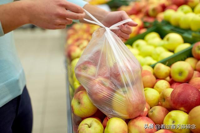 真是才知道！网友发现超市手撕塑料袋不免费？随物品一起称重(图5)