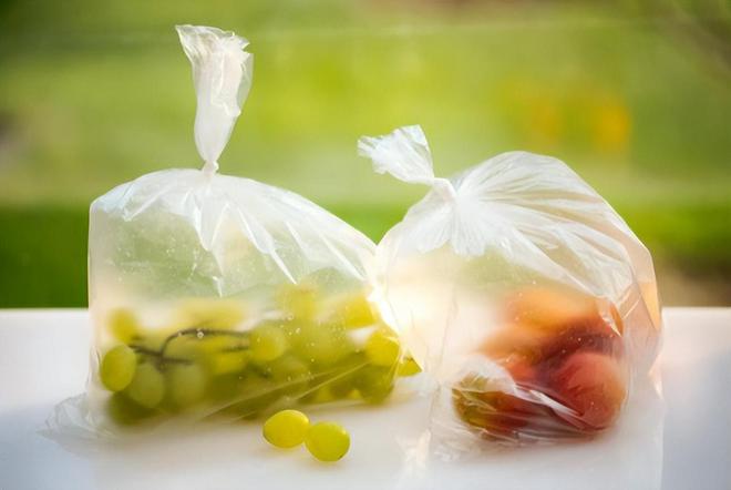 装菜的“塑料袋”放进冰箱不仅有毒还致癌？实验揭晓结果(图3)