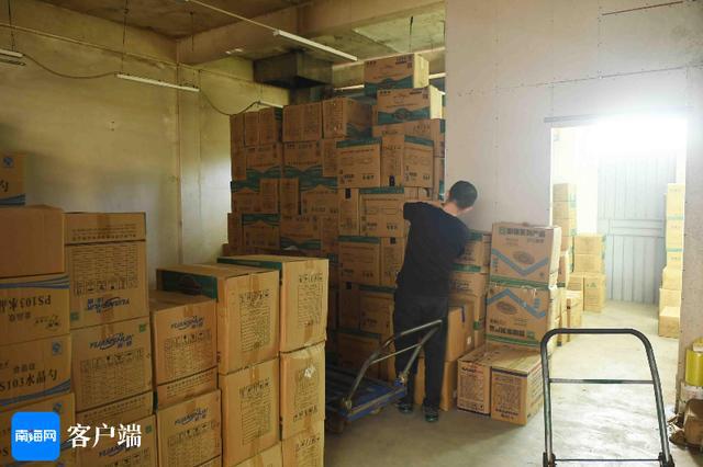 南国智库·调查一货车的“违禁品”！海口执法人员一路追踪从民宅内揪出存储窝点(图8)