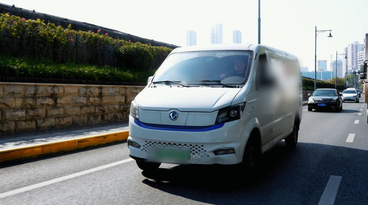 东风轻型车新能源：在生活的每一次“迁徙”中与你同行