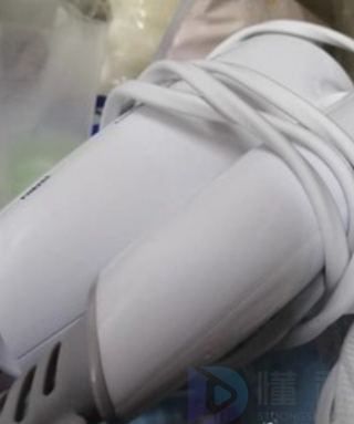 手机膜有气泡怎么去除(图2)