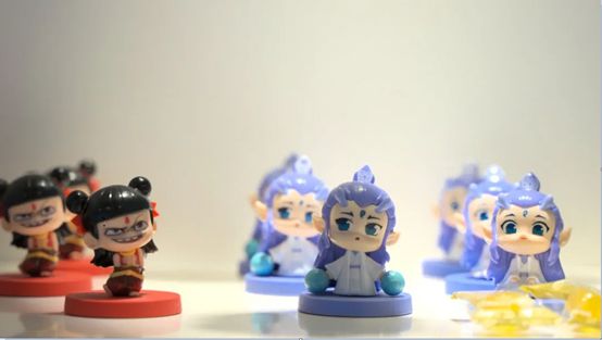 海天国际：海天注塑机助力桑尼森迪《哪吒2》周边玩具狂揽2亿销售额(图2)