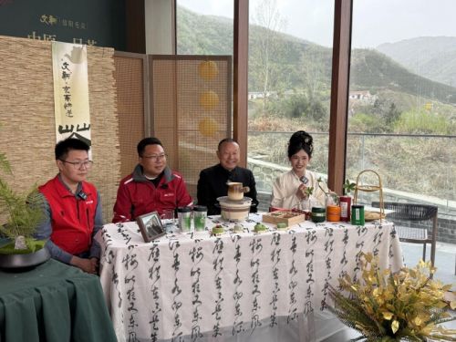 非遗茶艺×现代物流：京东快递打造春茶出山“最快双通道”(图2)