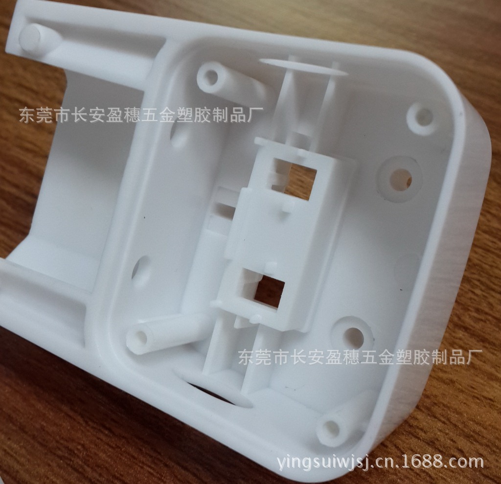 浙江华业：目前尚未涉足机器人相关业务主要集中在塑料成型设备配件上(图1)