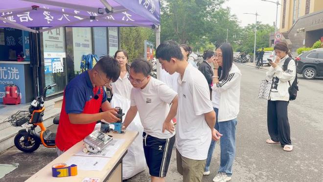 百世快运“毕业寄”：网点如何用服务跑出校园物流新赛道(图2)