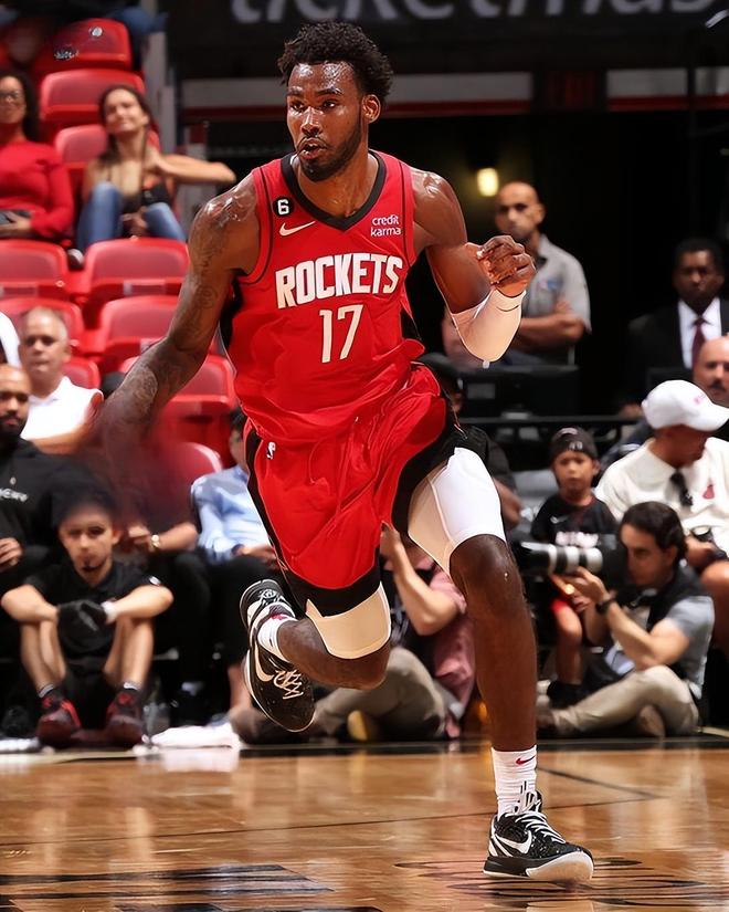 火箭必须承认一件事：没有核心身份伊森只是流浪的影子