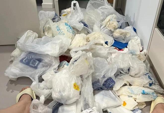 家里最该“断舍离”的4种物品扔都扔不完很多家庭的“通病”