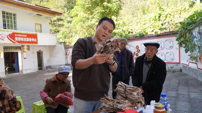 「“村抖”故事汇」王武守村人：用手机“种”出新希望