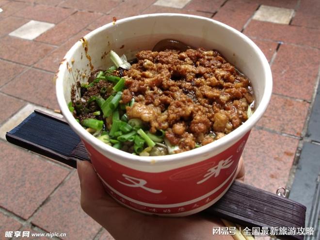 重庆4日跟团游费用800-1000元！景点全攻略+避坑指南(图2)