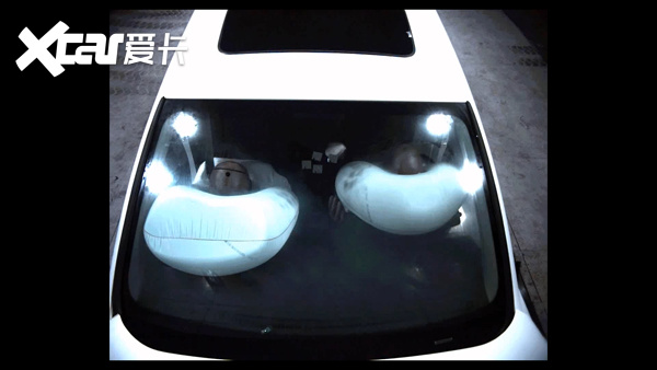 用实力验证安全 长安逸动PLUS碰撞测试(图4)