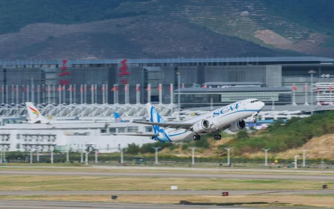 赴山海 迎新岁 民航载你飞向跨年第一程(图2)