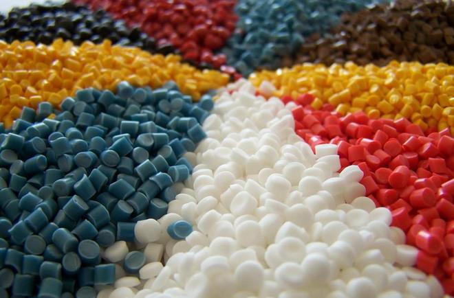 成本压力之下聚乙烯再生回料颗粒源头工厂的一线经验观察(图3)