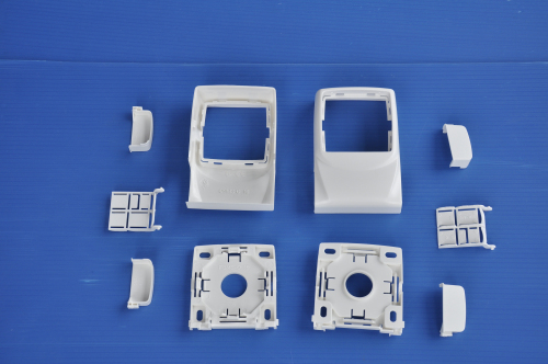 奇德新材获4家机构调研：凭借公司在复合材料成型领域的技术协同公司与客户协同开发在碳纤维色漆技术高品质外观工艺等方面形成独