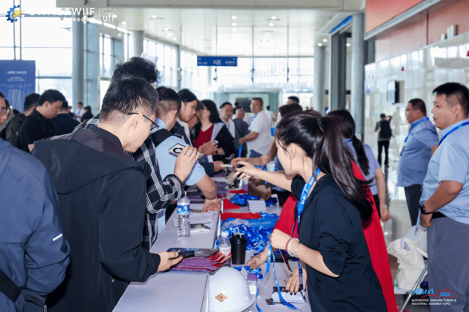 碳纤维与环保材料碰撞2026武汉汽车塑料及复合材料展览会揭秘未来汽车