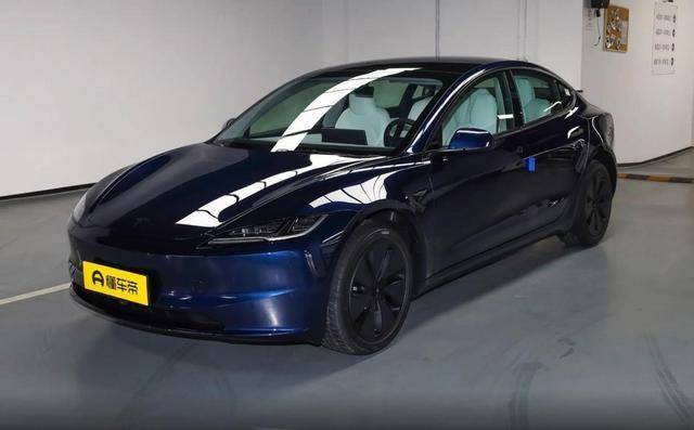 23-28万纯电轿车怎么选？Model 3长续航后驱 vs 极氪007 vs 小鹏P7 对比