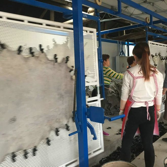 甘肃大尺寸转鼓厂家｜东瑞机械高效不锈钢皮革设备定制解决方案(图2)