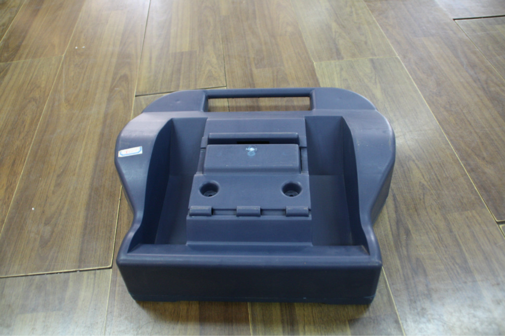 奋达科技取得无需美工线封胶双色模具专利使产品表面更加平整、线条更流畅(图1)