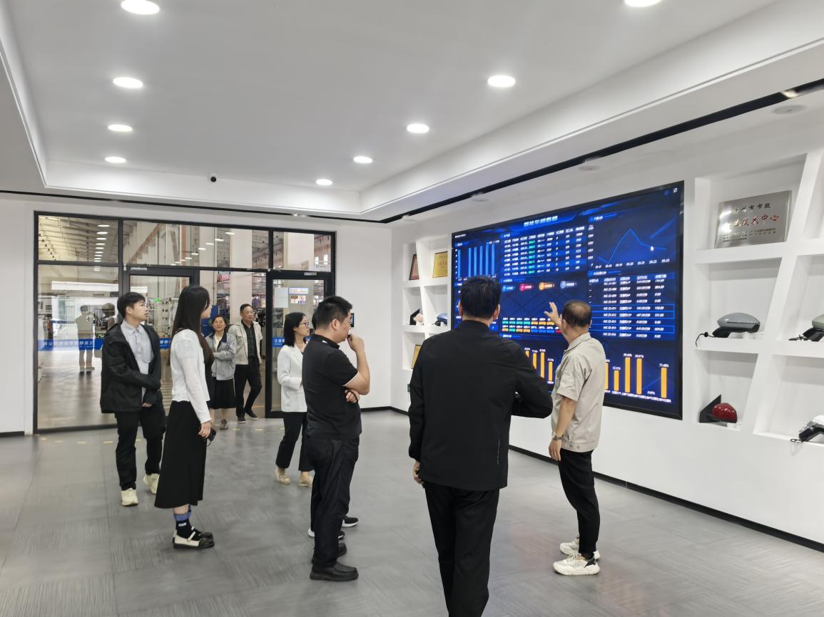 从“小作坊”到“产业强镇”——望直港的四十载跨越密码(图1)